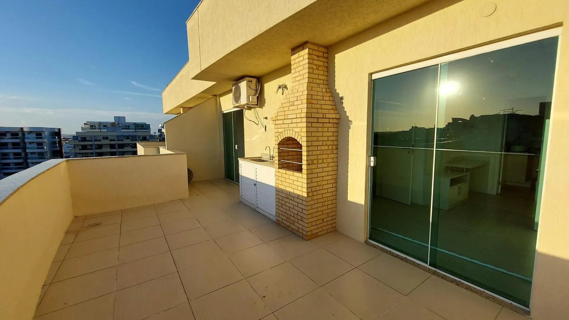 Excelente Cobertura Em Bairro Nobre De Cabo Frio Apartment Brazil